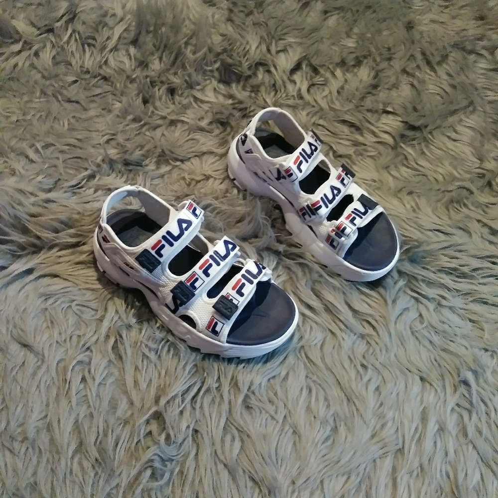 Fila sandal
